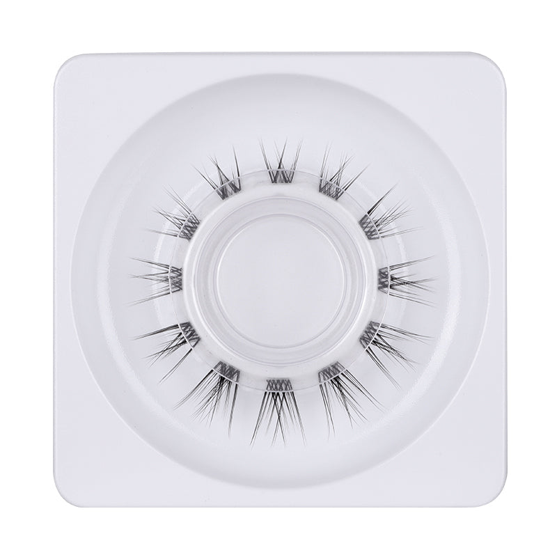 Candice Weightless Lash Extensions