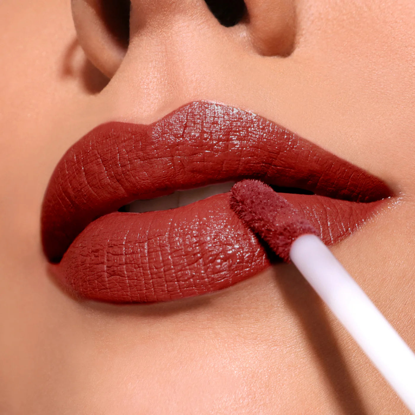 LIP DIVINE LIQUID LIPSTICK