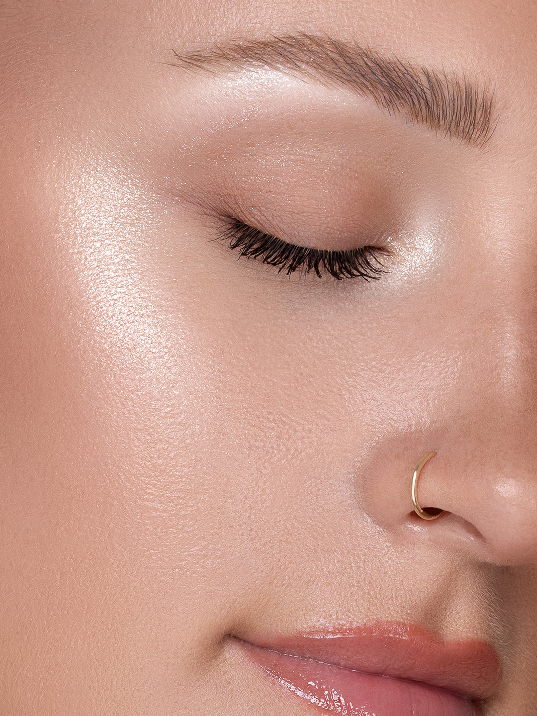 Flawless Stay Shimmer Veil