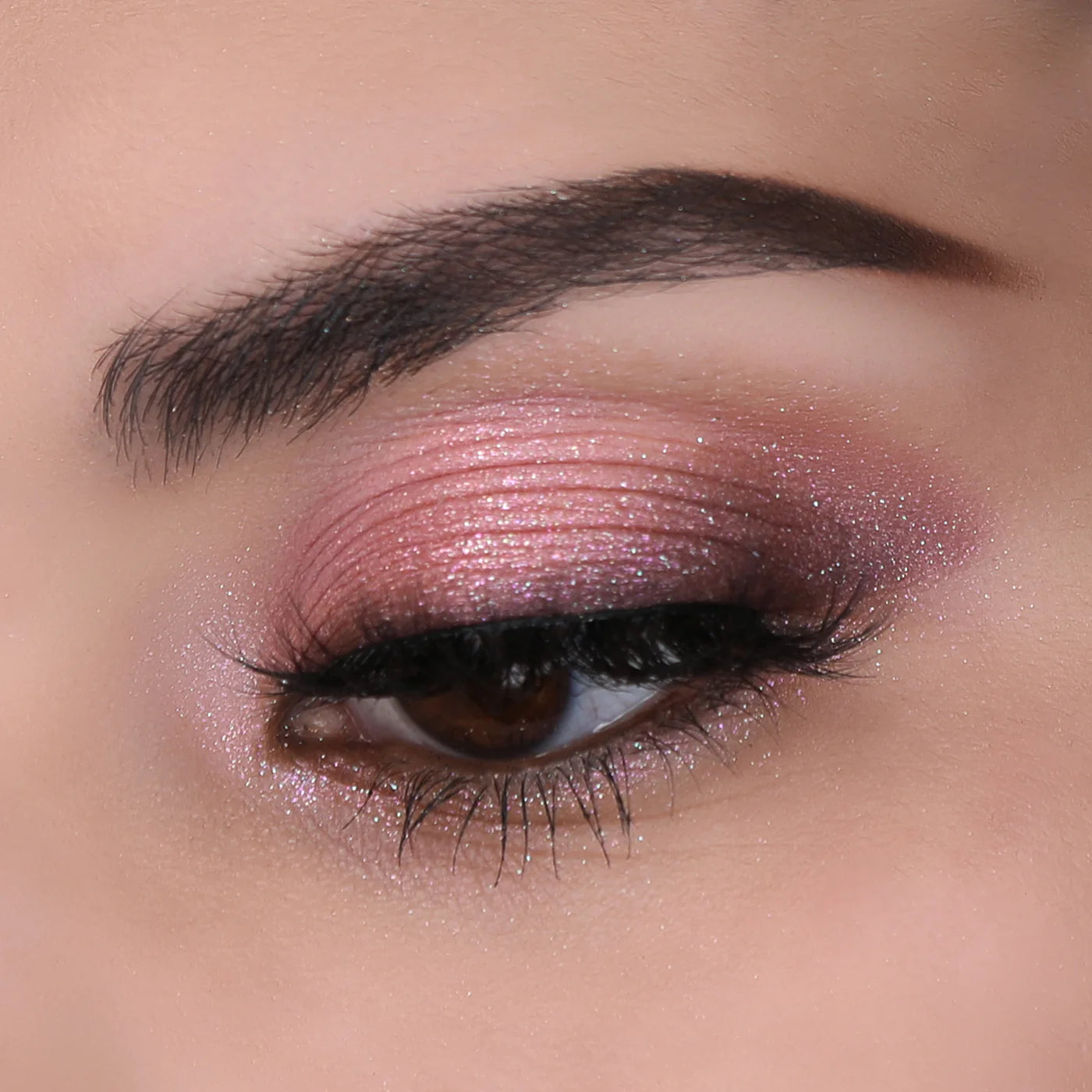 CHROMA LIGHT SHADOWS