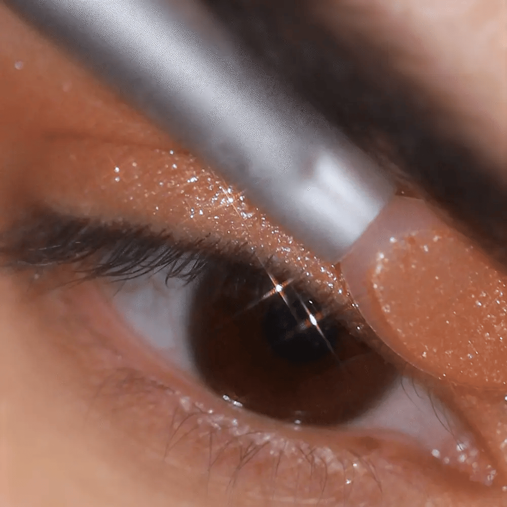 CHROMA LIGHT SHADOWS