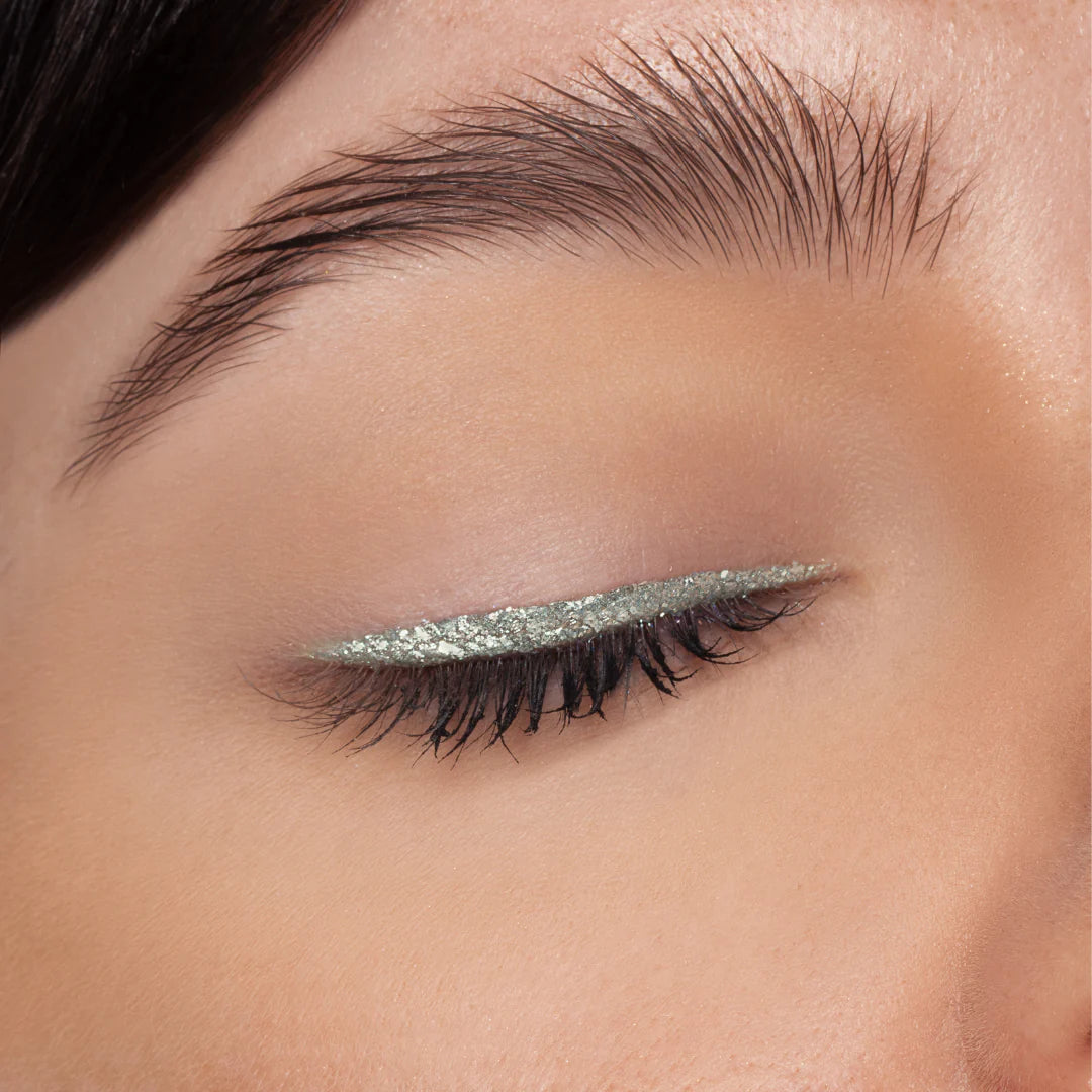 GLITTERLY PERFECT GLITTER LINER