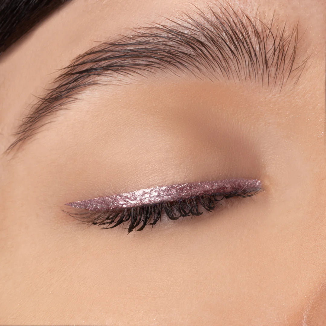 GLITTERLY PERFECT GLITTER LINER