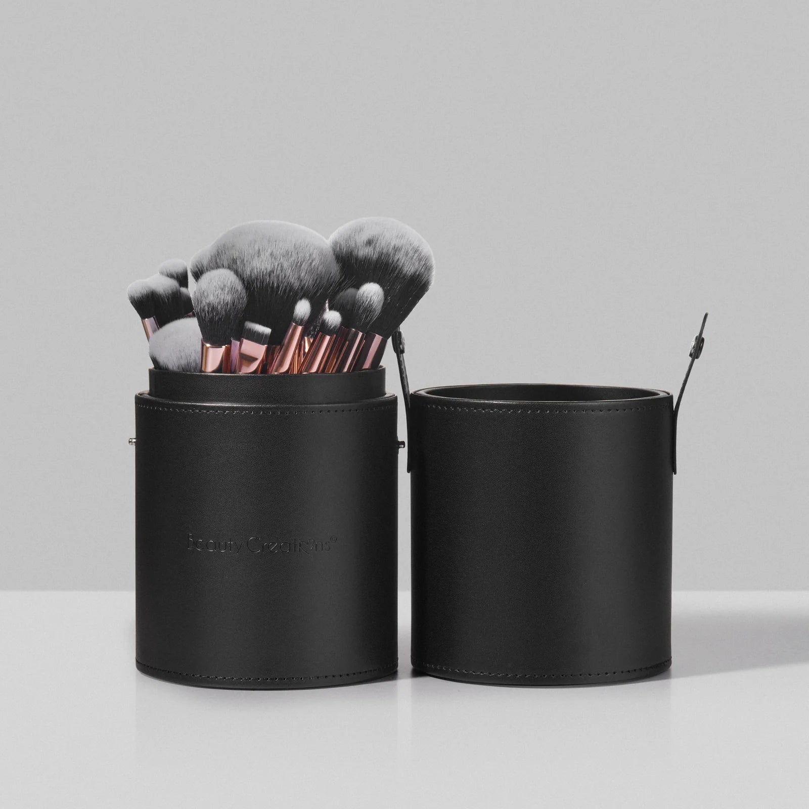 UNBOTHERED 24PC BRUSH SET