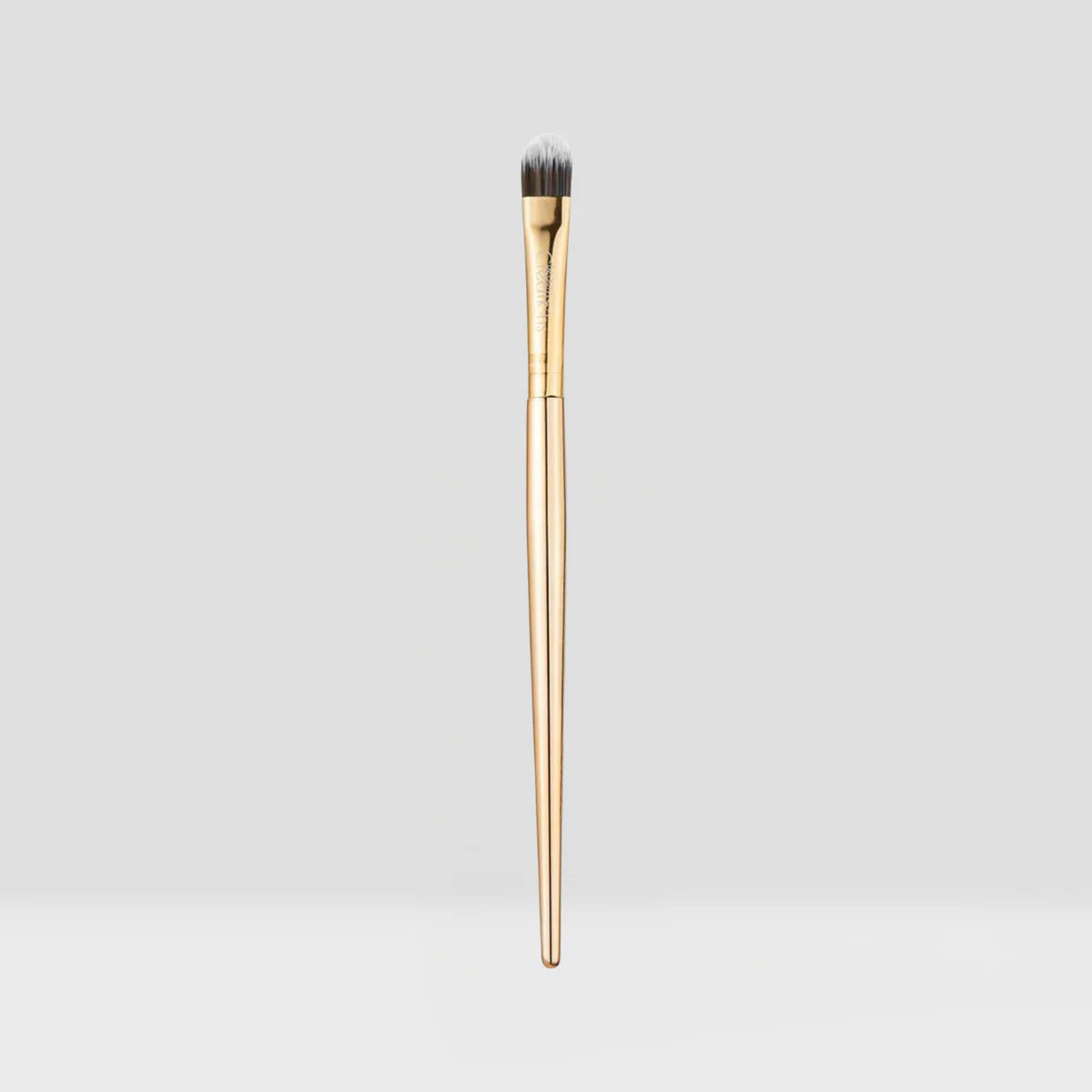 FLAWLESS STAY CONCEALER FLAT BRUSH