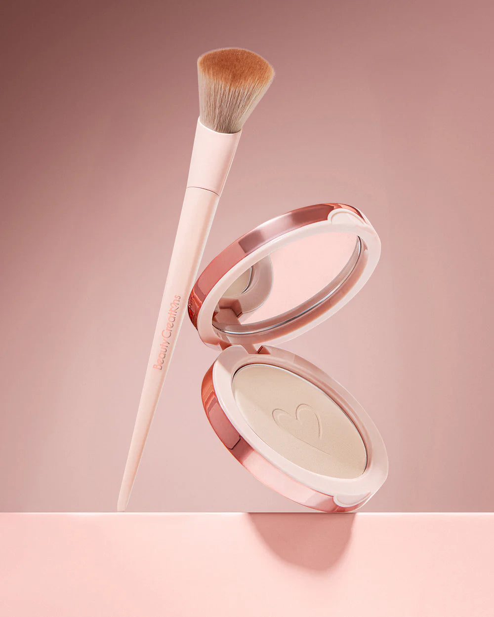 Pretty Pressed Precision Powder Brush